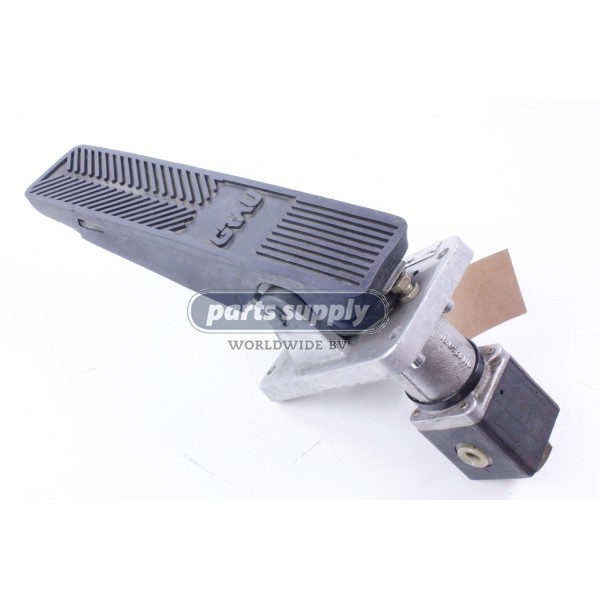 Brake valve for Manitowoc Grove GMK5100 reference 03053950