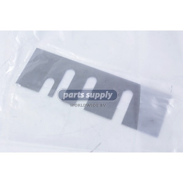 4 hole shim 1MM for Manitowoc Grove RT540E reference 4159910549