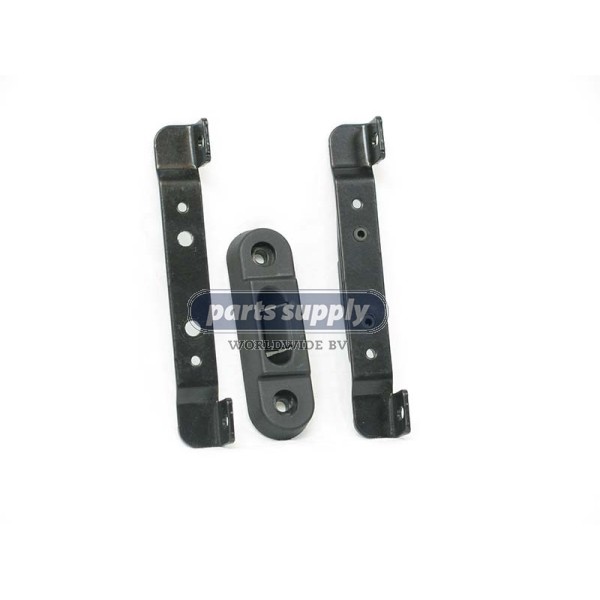 Door bracket