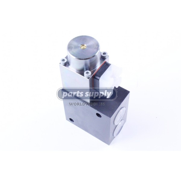 Valve, directional control for Liebherr reference 511493608
