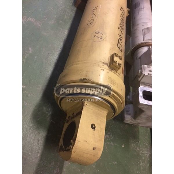 Luffing cylinder for Terex Demag reference 71005173