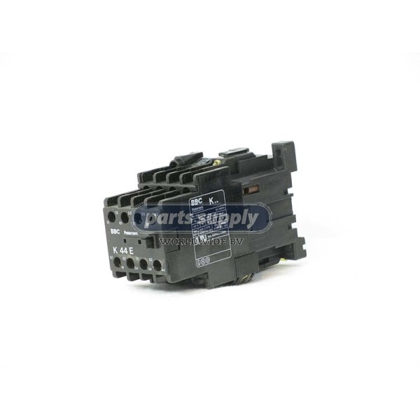 Contacteur reference FPH1421001R0446.