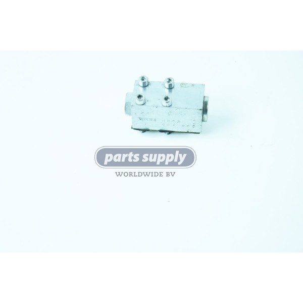 Hydraulic valve for reference g04902