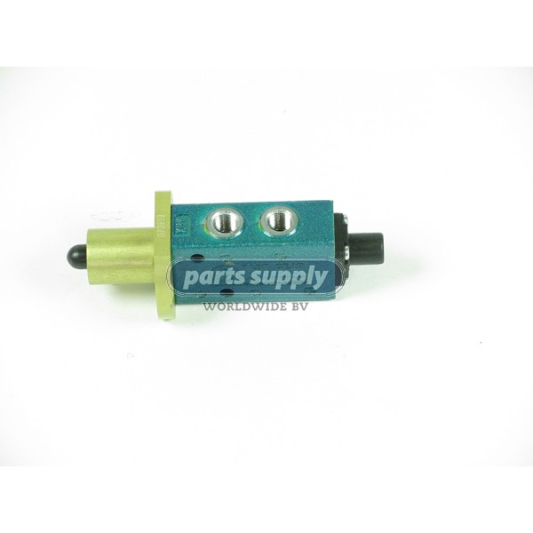 Pneumatic valve for Fuller gearbox